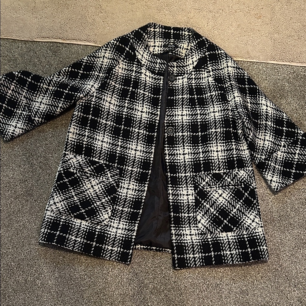 Elegant Black and White Plaid Women's coat great for the weather coming up